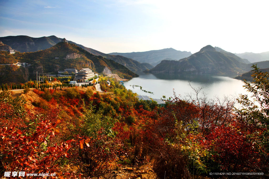 三峡秋景