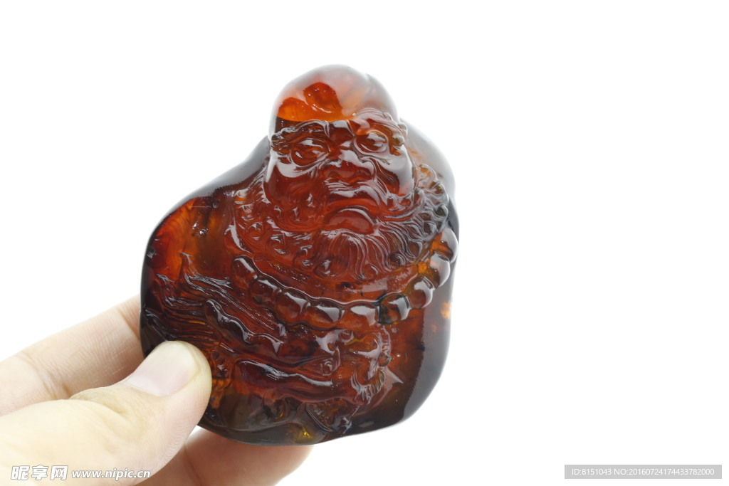 缅甸琥珀雕刻件