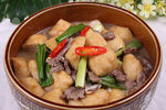 拆骨肉焖油豆腐
