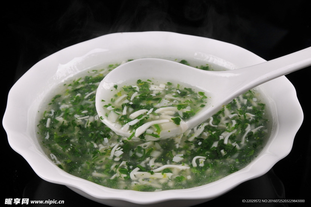 荠菜马蹄豆腐羹