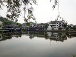 小湖景色