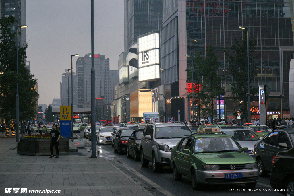 成都IFS 街景