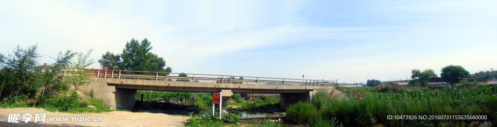 拉古东桥全景图片