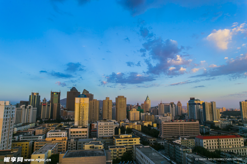 乌鲁木齐的天空