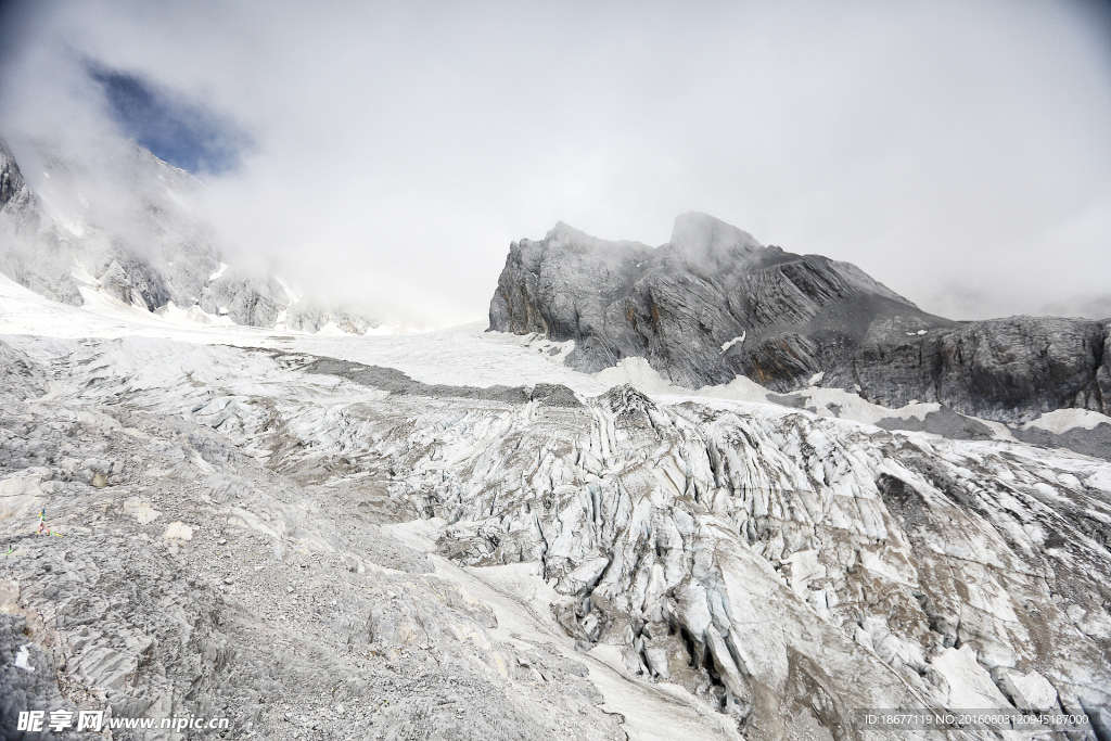 玉龙雪山