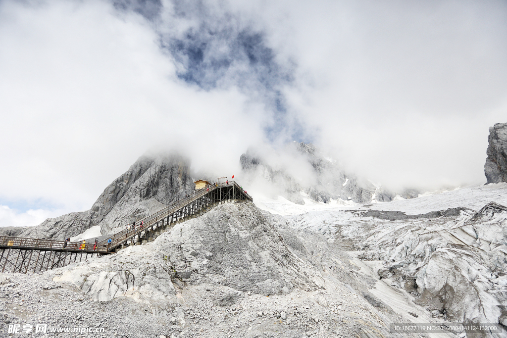 玉龙雪山