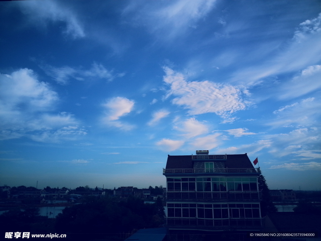 夏空风云