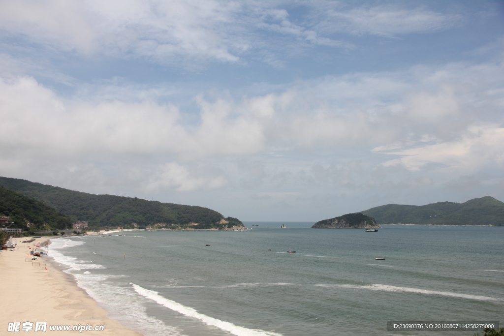 下川岛午动海滨