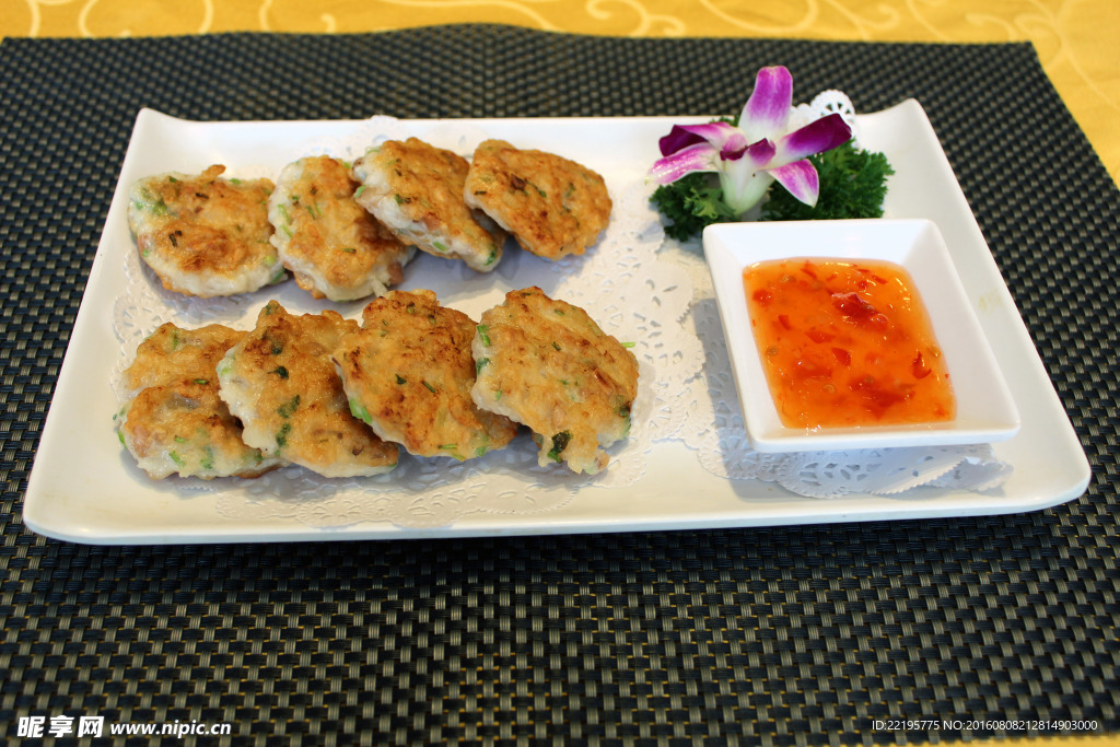 香煎墨鱼饼