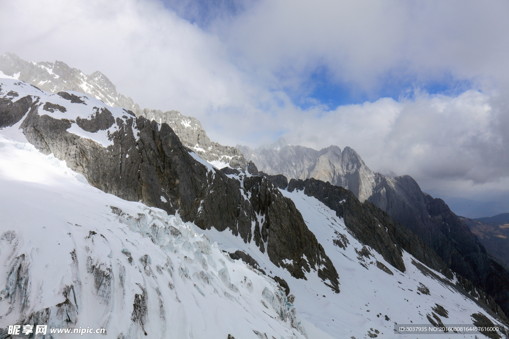 玉龙雪山