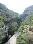 九龙潭景区内的深涧