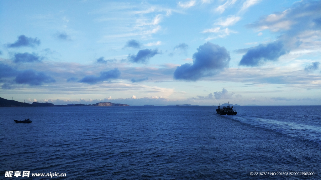 东海大海晚霞