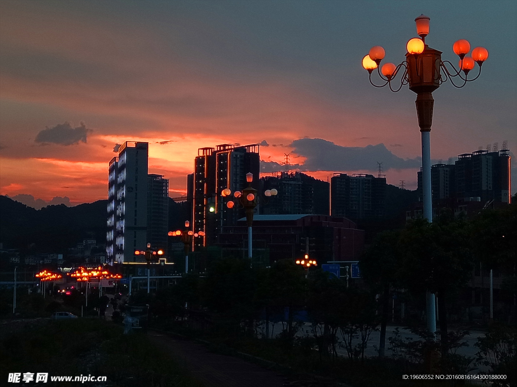 麒龙夜景
