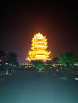 夜塔