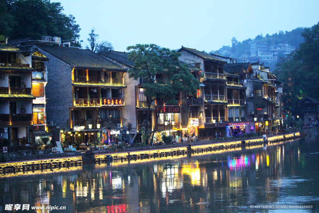 凤凰夜景