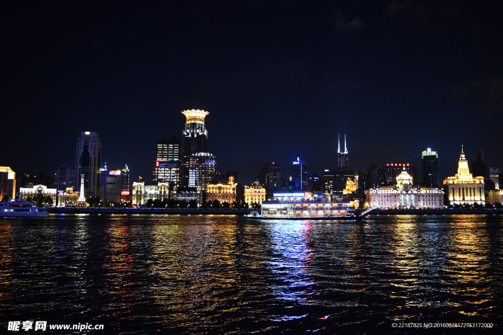 黄浦江江滩夜景