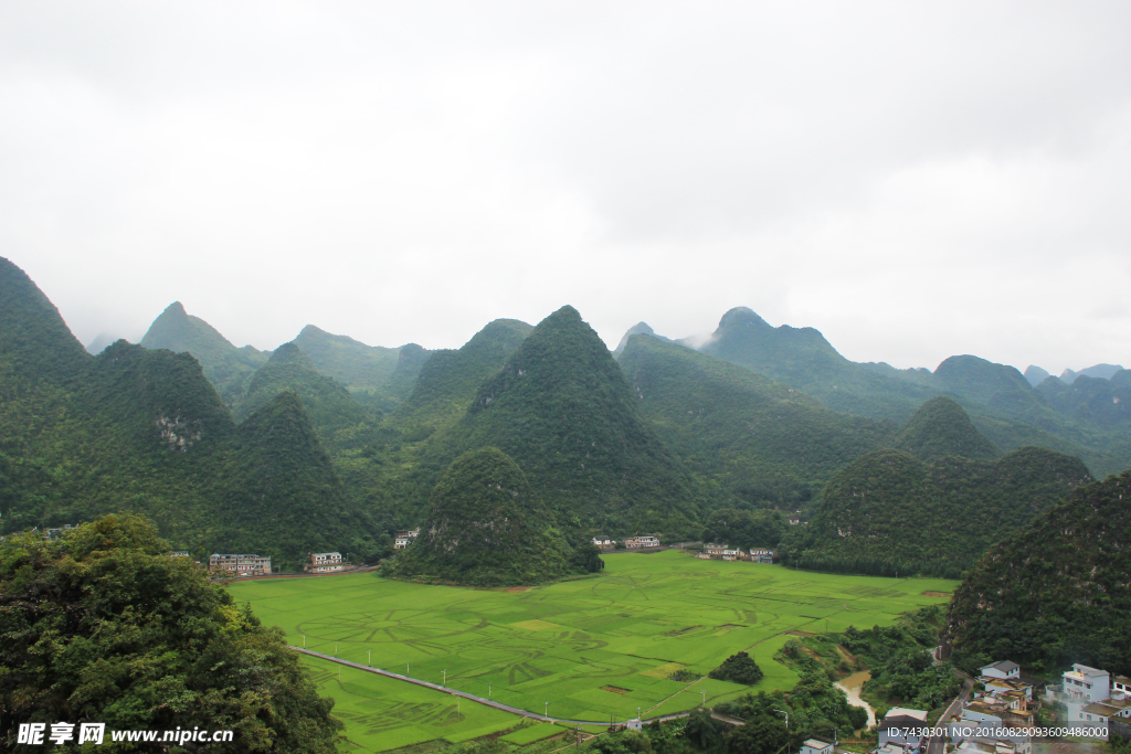 贵州万峰林