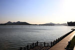 美丽湖岸