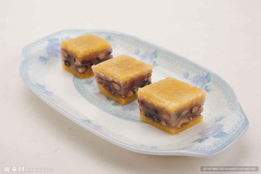 黄金杂粮糕