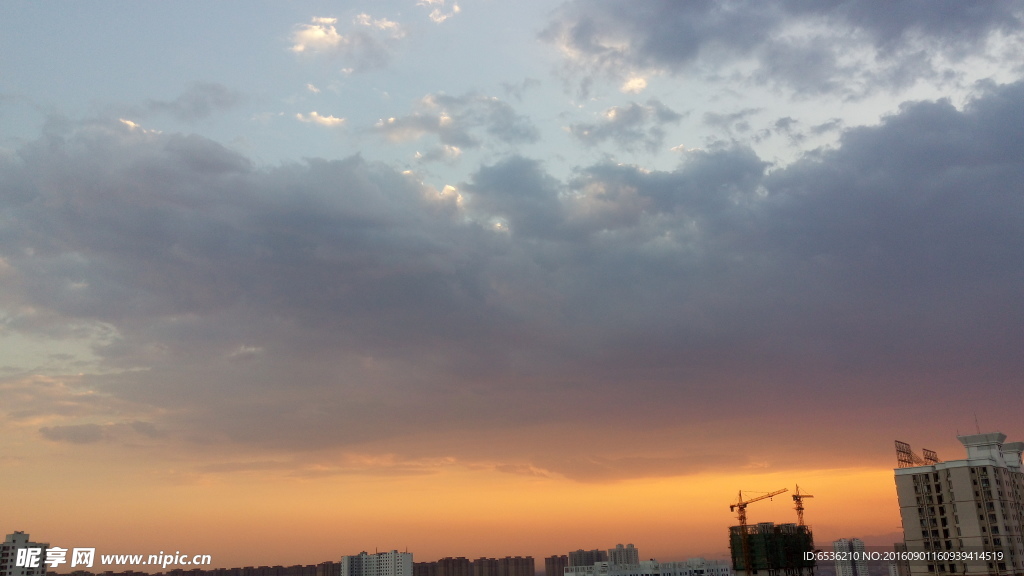 傍晚的天空