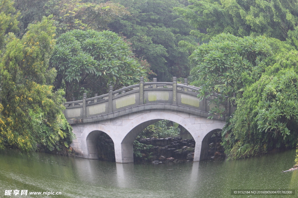 小桥流水