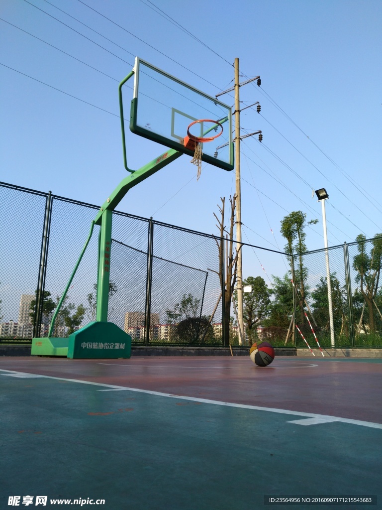 篮球场