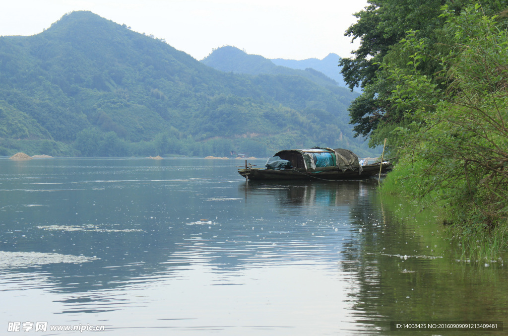 乡间河流