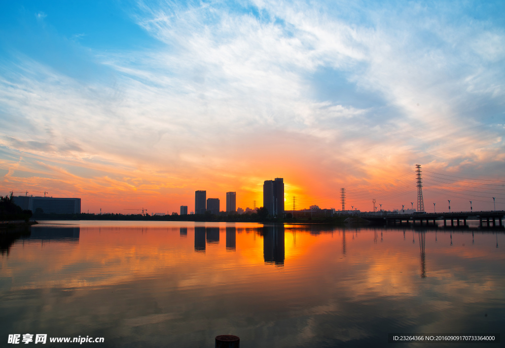 夕阳晚霞