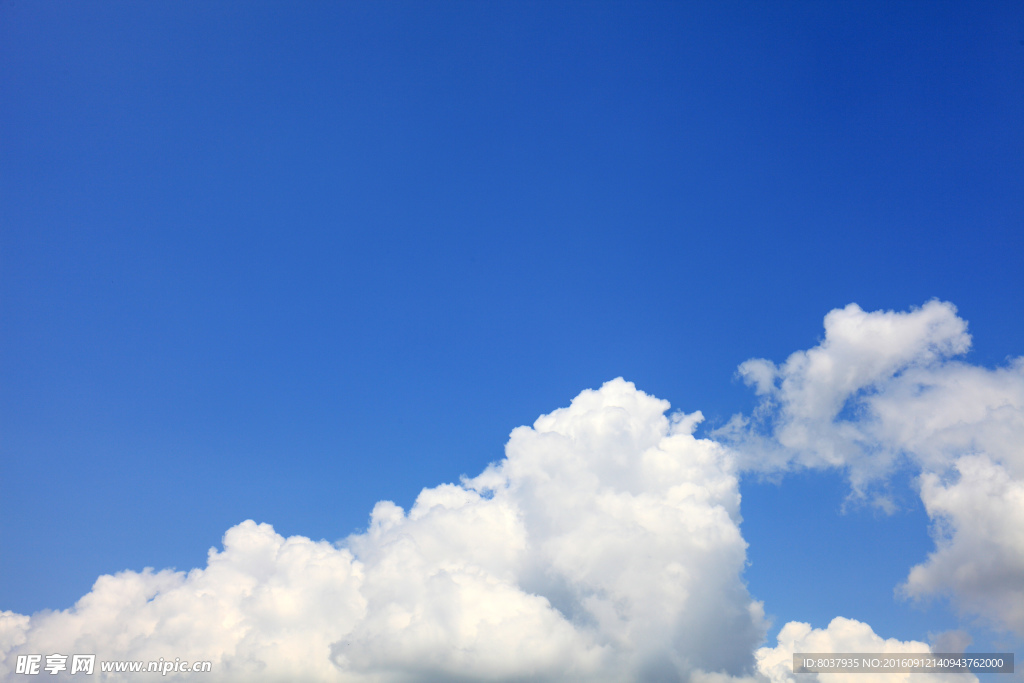 蓝天白云