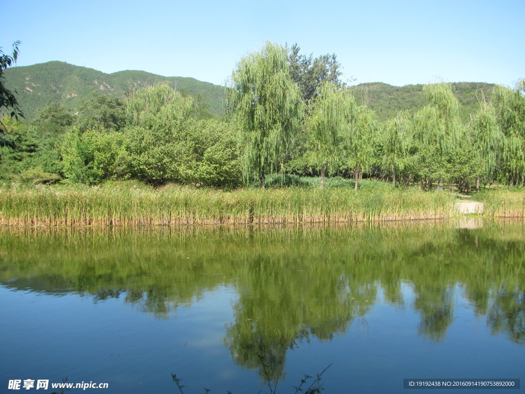湖水美景