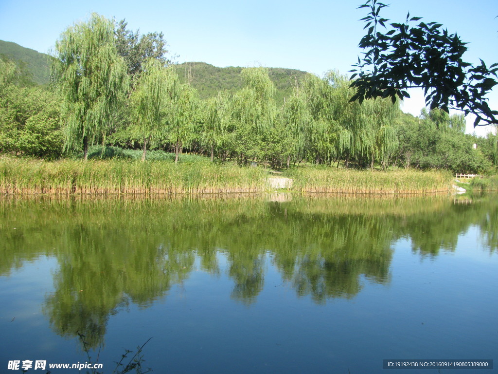 湖水美景