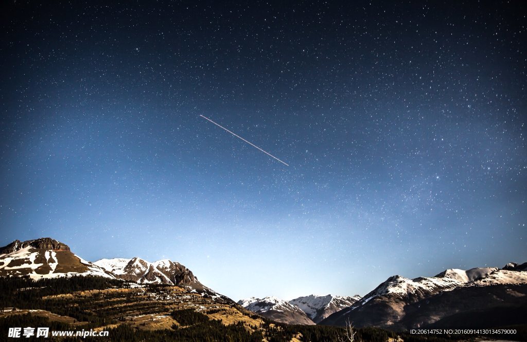 夜色下的星空