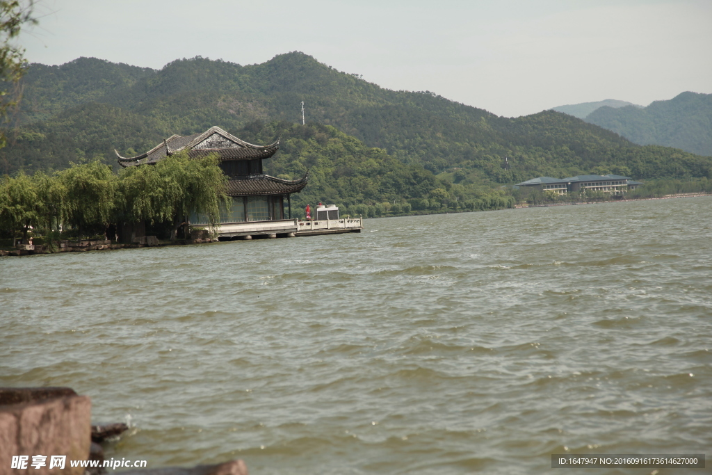 东钱湖