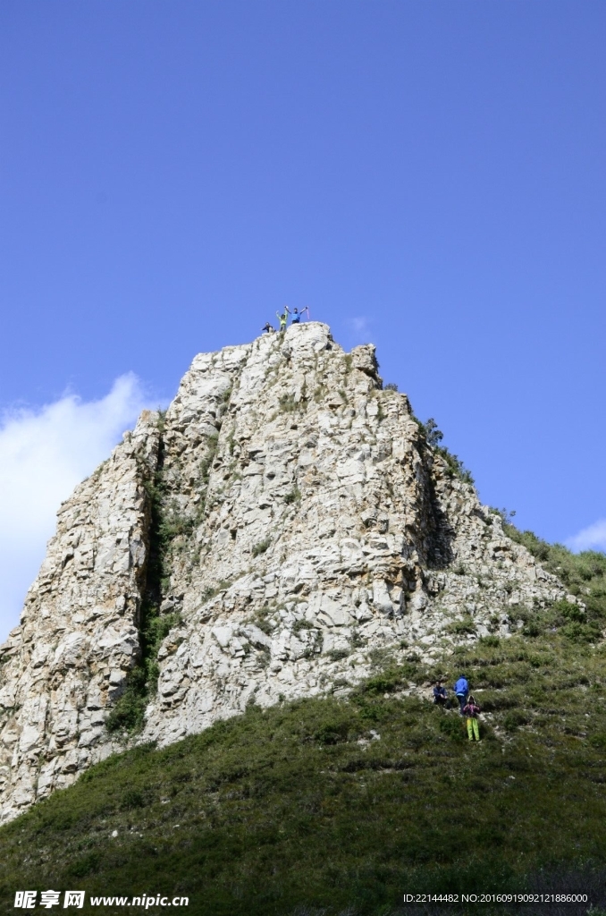 芦芽山登山风景照