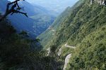 崎岖山路