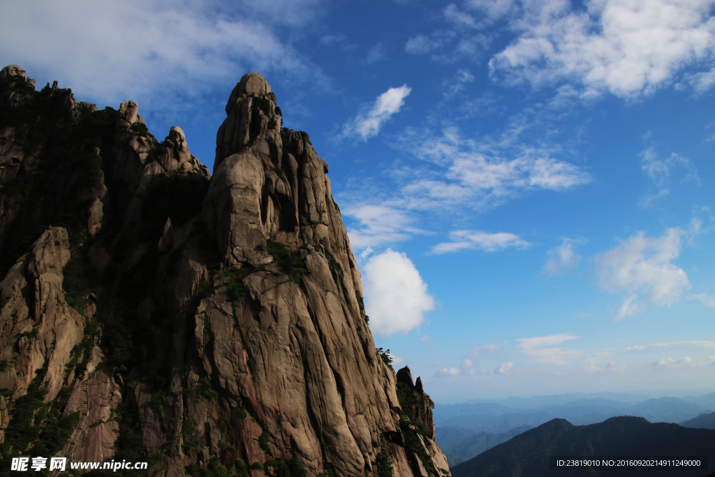 黄山奇峰