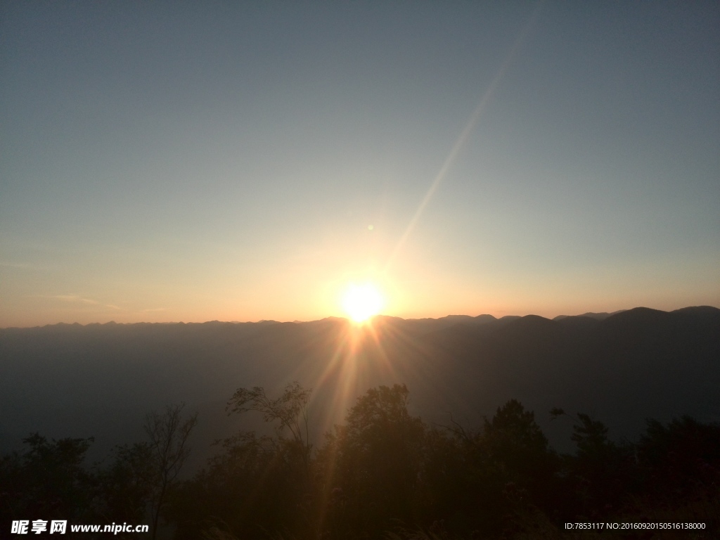 武陵山日出