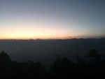 日出前远山风景