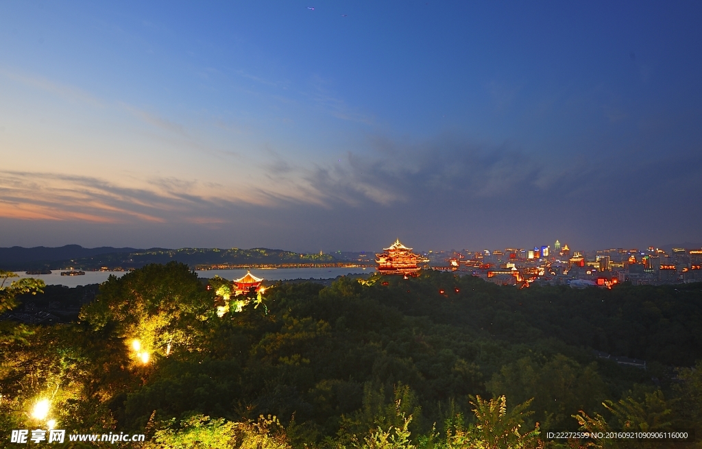 夜色城隍阁