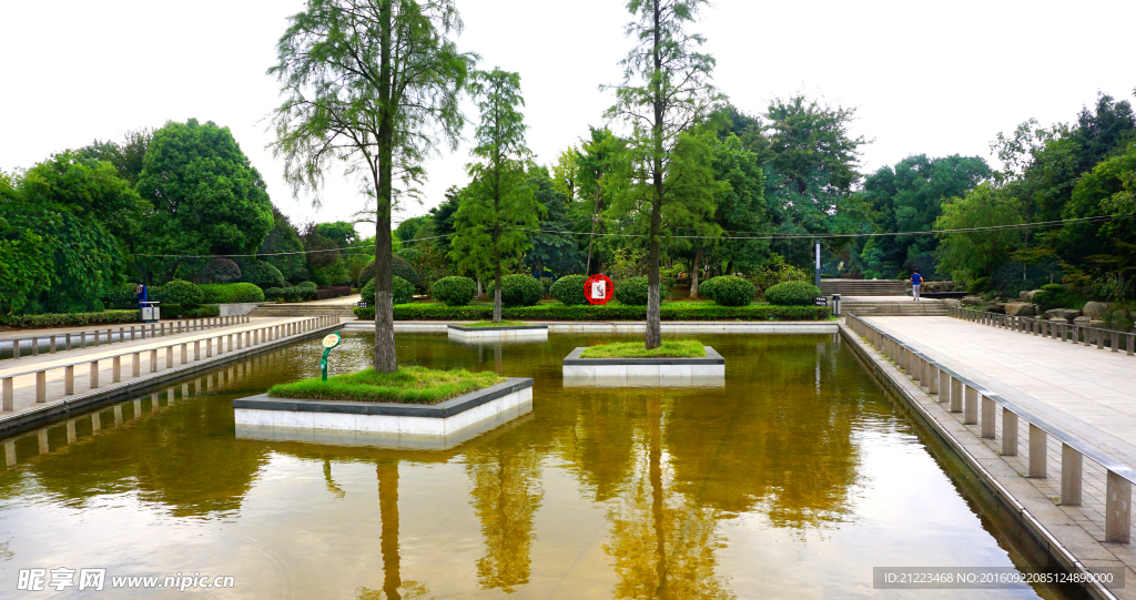 步道水景
