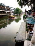 河岸风景