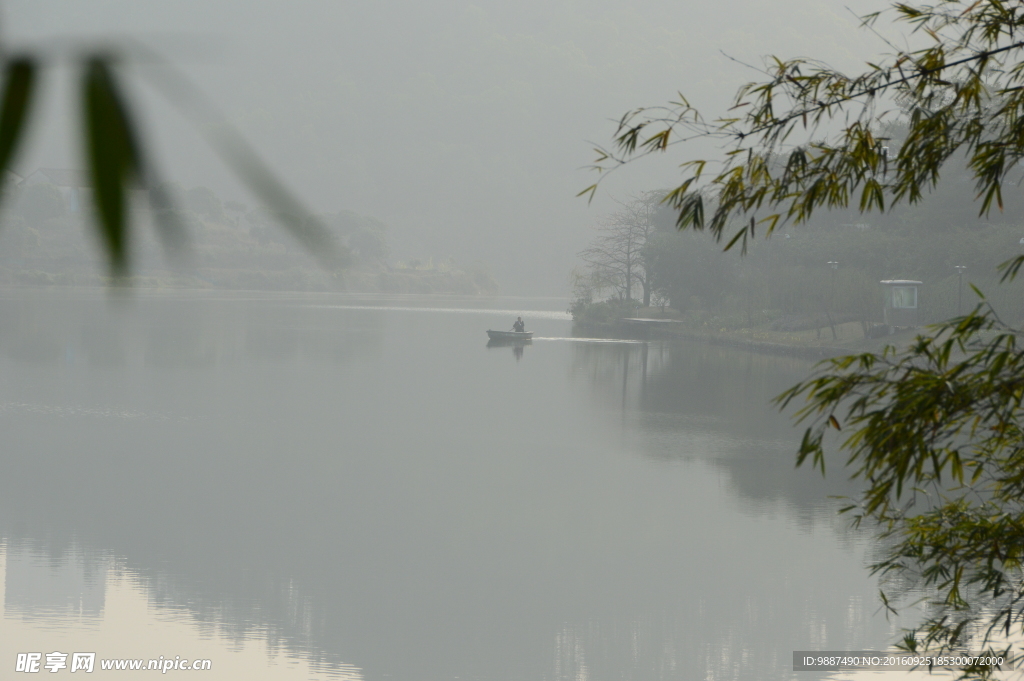 画意水景