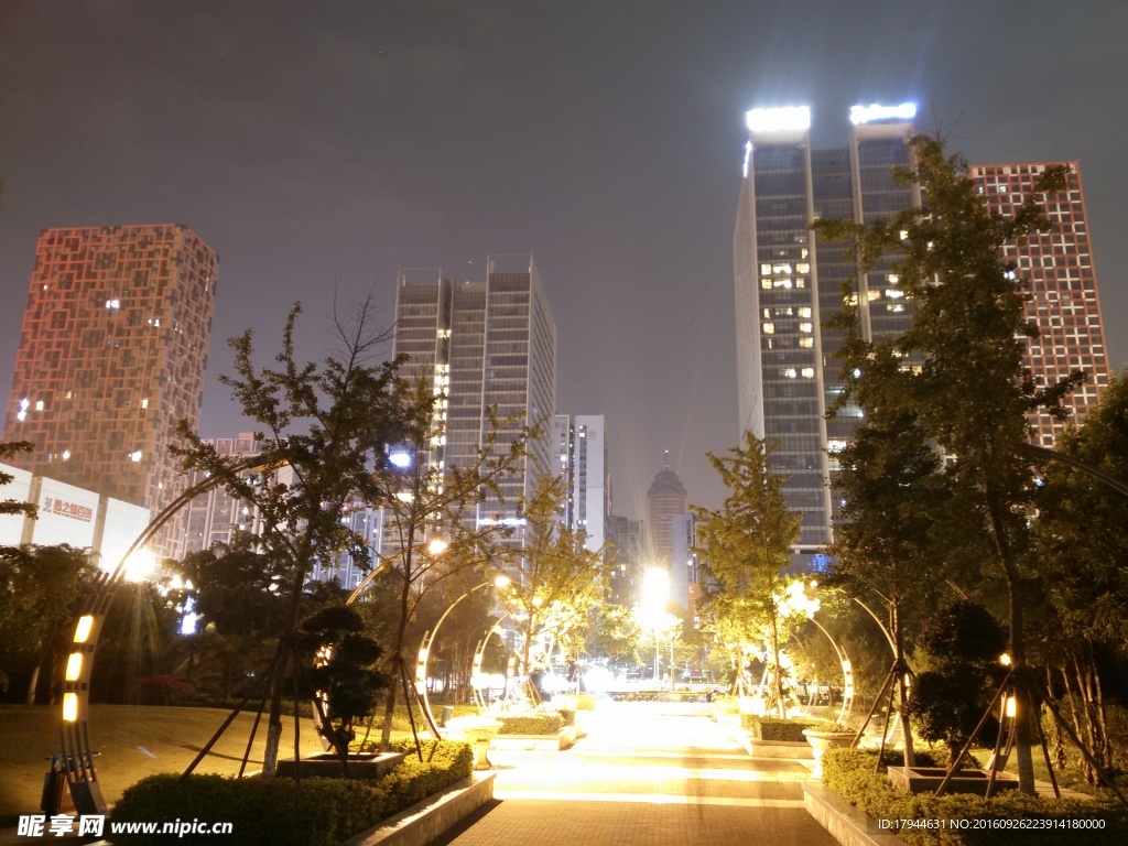 柳州市政府广场夜景