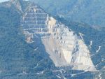 开采矿山
