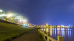 繁华都市江边夜景