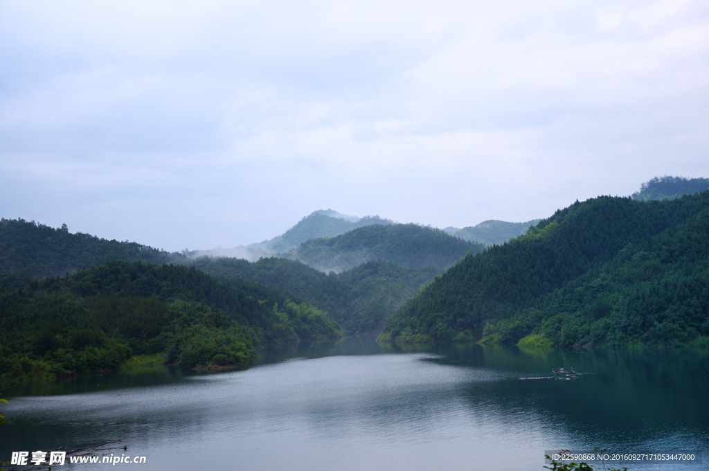 太平湖 安徽 山脉 湖泊 民居