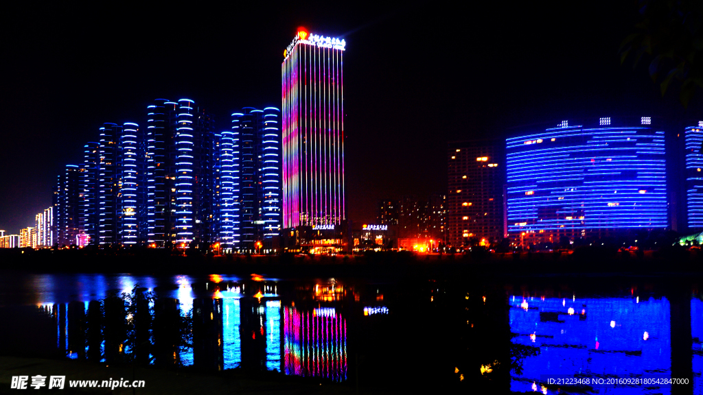 浏阳河畔夜景