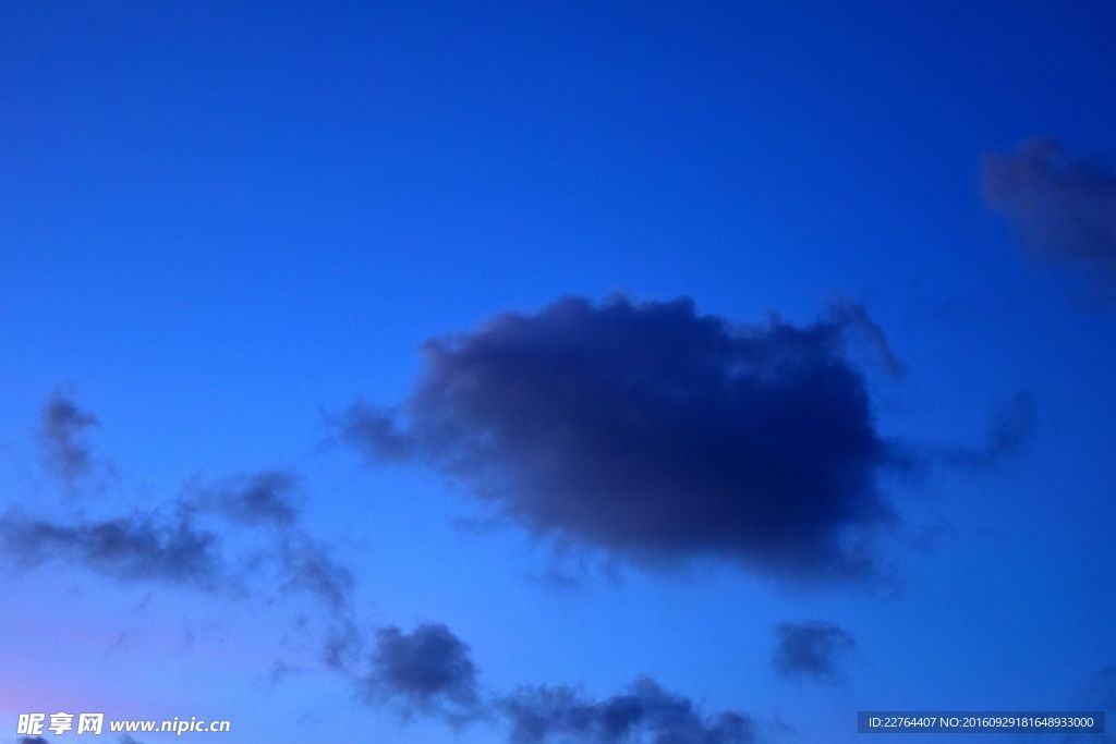 天空