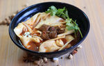 肥肠面铺盖面