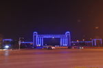 辽大校门夜景